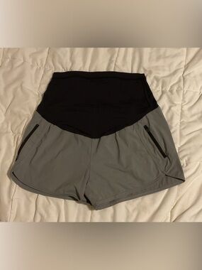 Two-Tone Athletic Shorts with Black Waistband